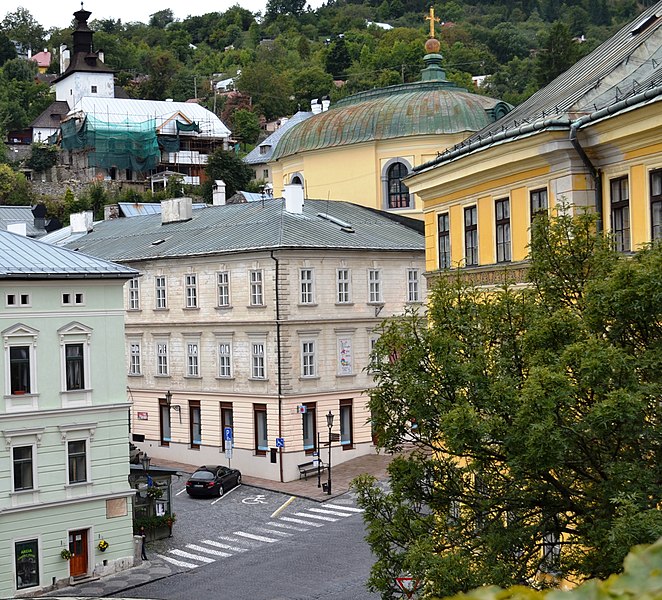 File:Banská Štiavnica - Radničné nám. 14 -a.jpg