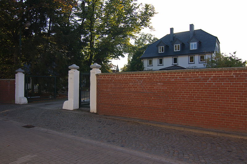 File:Baudenkmal Brabeckstr. 184 Bemerode (Hannover) IMG 1675.jpg