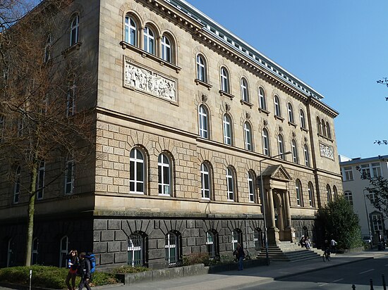 Main building of RWTH Aachen Faculty of Georesources and Materials Engineering, formerly Faculty of Mining. Bergbauinstitut.JPG