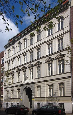 Berlin, Kreuzberg, Dessauer Strasse 24, Mietshaus, Schule