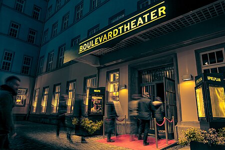 Boulevardtheater Dresden, Aussenansicht; Foto Robert Jentzsch