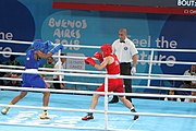 Deutsch: Boxen bei den Olympischen Jugendspielen 2018 Tag 12, 18. Oktober 2018 - Finale Leichtgewicht Mädchen – Junioren-Weltmeisterin und dreifache Juniorinnen-Europameisterin Caroline Sara DuBois (Großbritannien, blau) schlägt Juniorinnen-Asienmeisterin Porntip Buapa (Thailand, rot). English: Boxing at the 2018 Summer Youth Olympics on 18 October 2018 – Girls' lightweight Gold Medal Bout – Caroline Sara DuBois (Grat Britain, blue) wins over Porntip Buapa (Thailand, red). Español: Boxeo en los Juegos Olímpicos Juveniles de Verano de 2018 en 18 de octubre de 2018 - Combate de medalla de oro de peso ligero para niñas - Caroline Sara DuBois (Gran Bretaña, azul ) gana sobre Porntip Buapa (Tailandia, rojo).