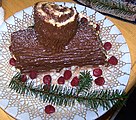 بوش نويل، إحدى حلويات عيد الميلاد التقليدية القادمة من التراث الفرنسي.