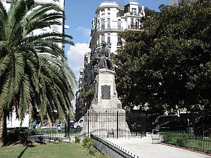 Mariano Moreno Buenos Aires - Monumento a Mariano Moreno.jpg