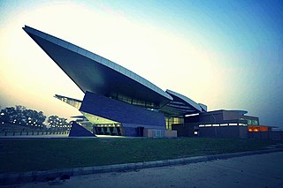 <span class="mw-page-title-main">Chaudhary Charan Singh International Airport</span> International airport in Lucknow, Uttar Pradesh, India