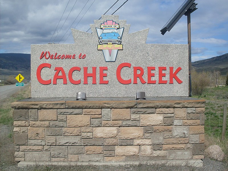 File:Cache Creek's welcome sign.jpg