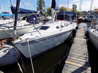 Catalina 320 Catalina 320 sailboat 4177.jpg