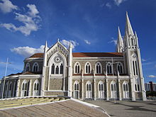 Archivo:Catedral_–_Igreja_Sagrado_Coração_de_Jesus_-_Petrolina,_Pernambuco.jpg