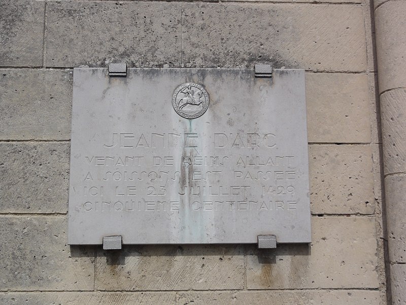 File:Chapelle de l'ancien prieuré de Saint-Ouen à Condé-sur-Aisne, plaquette Jeanne-d'Arc.JPG