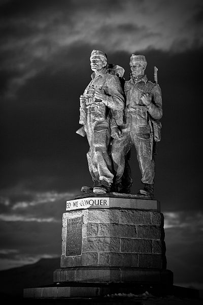 File:Commando Memorial.jpg