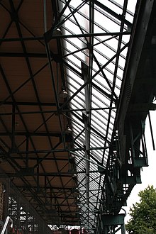 Die Maschinenfabrik Deutschland (MFD) 220px-Dachkonstruktion_weichenbauhalle_maschinenfabrik_deutschland