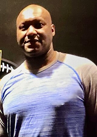 <span class="mw-page-title-main">Derrick Witherspoon</span> American gridiron football player (born 1971)