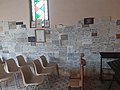 Ex-votos fixés aux murs de la chapelle