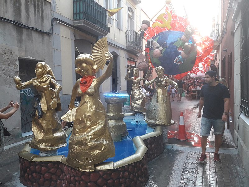 File:Festa Major de Gràcia 20170820 201835.jpg