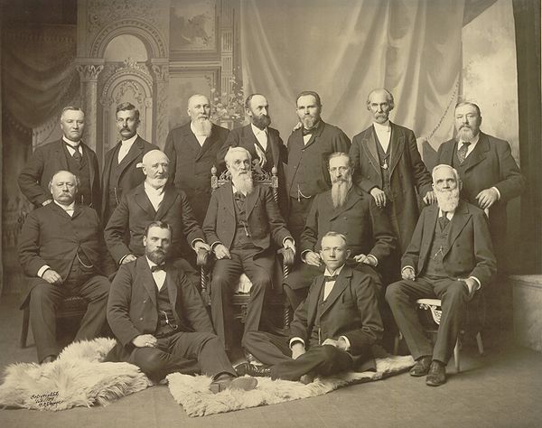 The First Presidency and the Twelve Apostles in September 1898.