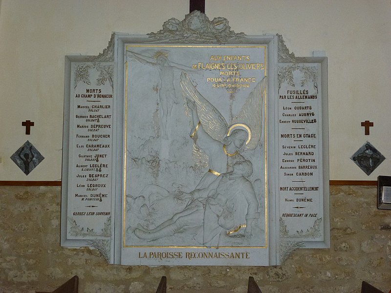 File:Flaignes (Ardennes) église, monument aux morts.JPG