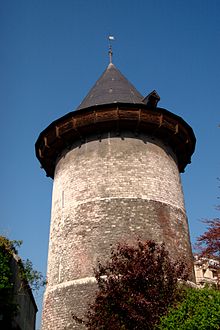 La tour Jeanne-d'Arc.
