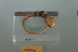 Gold earring, Roman Age, AM Naxos, inv 4500,190521.jpg