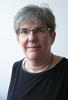 Portrét Heidi Schellman