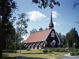 Hindås kyrka från nordväst