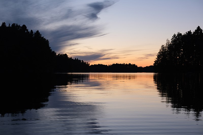 File:Isojärvi sunset 5.jpg