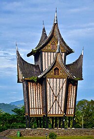 Rangkiang Istana Basa Pagaruyung.