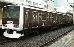 Set 502 in all-over brown livery in October 2009