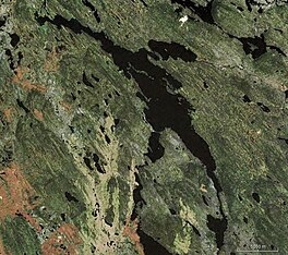 Lac Brûlé (Labrador-Québec).jpg
