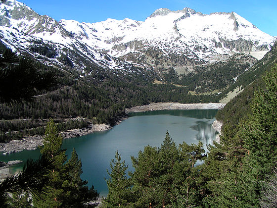 La c. Braise озеро. Озеро алатура. Lac. Lac РК.