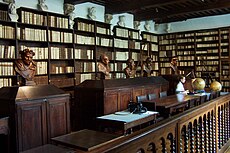 Library of Plantin-Moretus Museum in Antwerp.jpg