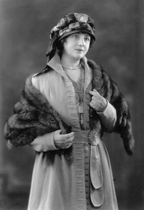 Lilian Braithwaite in 1921