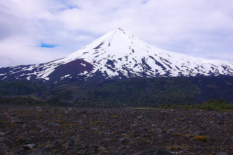 File:Llaima Volcano.jpg