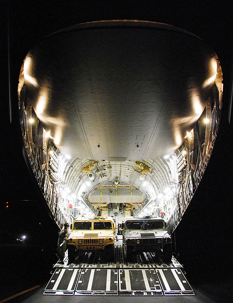 File:Loading Humvees.jpg