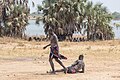 Lucha entre clanes de la tribu Mundari, Terekeka, Sudán del Sur, 2024-01-29, DD 109