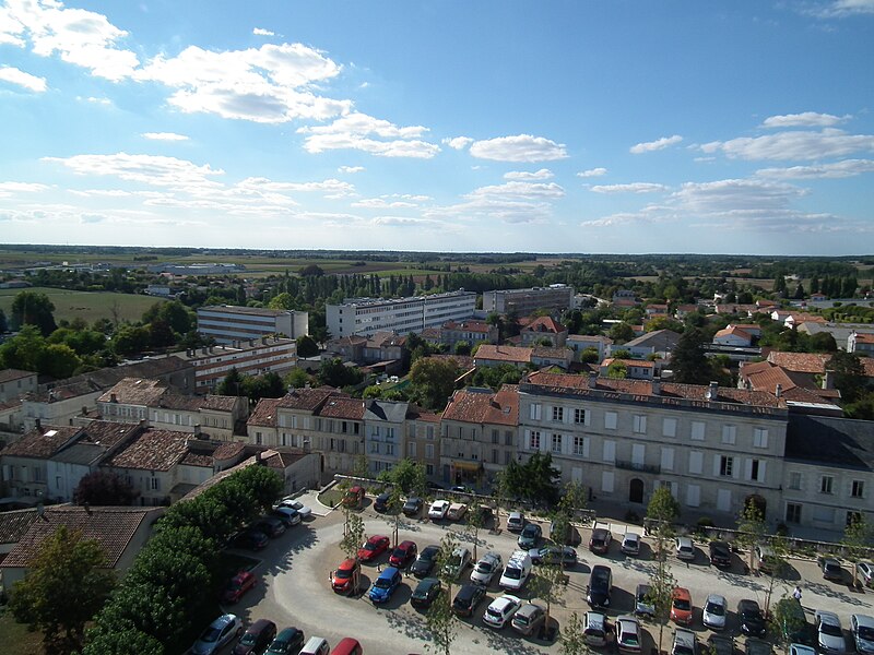 File:Lycée de Pons.JPG