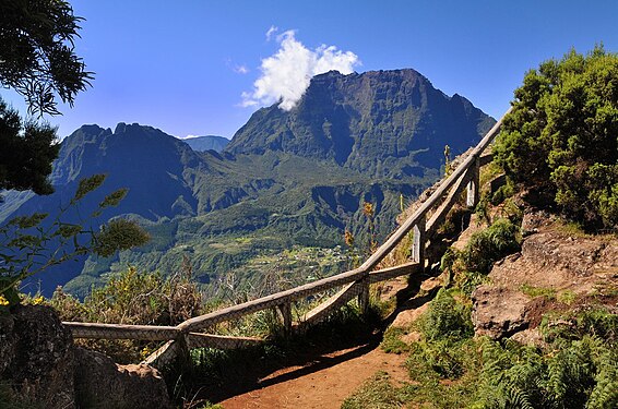 Cirque de Mafate depuis le Maïdo, île de la Réunion (France)