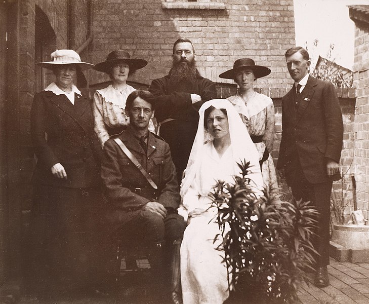 File:MacSwiney wedding photo, 9 June 1917.jpg