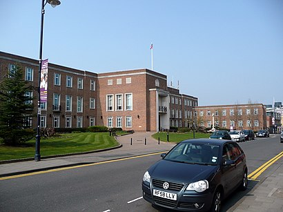 How to get to Maidenhead Town Hall with public transport- About the place