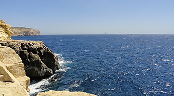 English: Coast of Malta.
