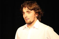 Matthieu Aubry obdržel ocenění pro Piwik v roce 2012 na Novém Zélandu Open Source Awards