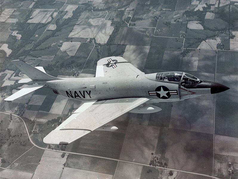 File:McDonnell F3H-2N Demon in flight in 1956.jpg