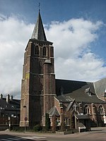 Kerktoren en zuiderzijbeuk