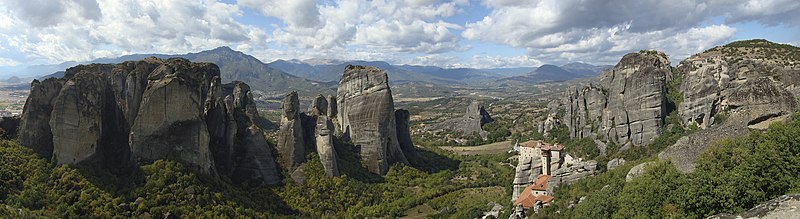 Een panorama van Meteora