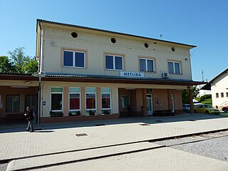 Metlika station 2011