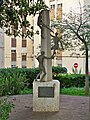 Monumento a la cooperación, en Nueva Málaga, 2023-01-09.