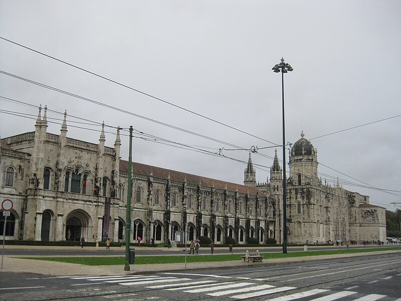 File:Mosteiro dos Jerónimos (8562548894).jpg