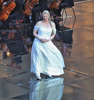 <span class="mw-page-title-main">Annick Massis</span> French operatic soprano (born 1958)