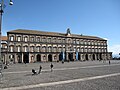 Fassade an der Piazza del Plebiscito mit den 1888 aufgestellten Königsstatuen