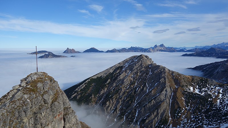 File:Nebelmeer am Ponten.jpg