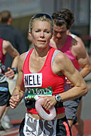 Nell McAndrew: Alter & Geburtstag